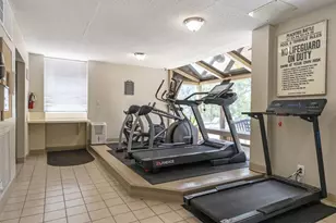 2285 Peachtree Rd NE, Atlanta, GA 30309 - Photo 19