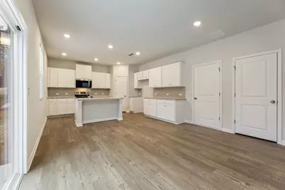 5104 Union Heights Way, Flowery Branch, GA 30542 - Photo 5