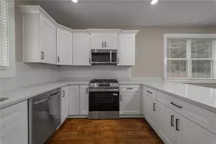 315 River Bluff Dr, Woodstock, GA 30188 - Photo 13
