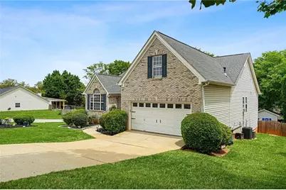 220 Cedarhurst Road, Lawrenceville, GA 30045 - Photo 3