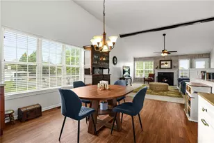 220 Cedarhurst Rd, Lawrenceville, GA 30045 - Photo 17
