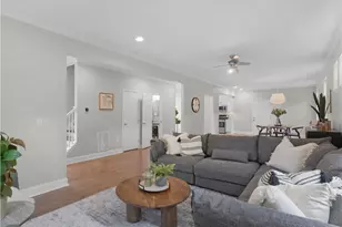 923 Tilden St NW, Atlanta, GA 30318 - Photo 7