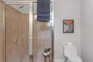 923 Tilden St NW, Atlanta, GA 30318 - Photo 25