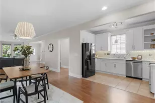 923 Tilden St NW, Atlanta, GA 30318 - Photo 11