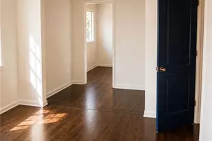 3226 Cloverhurst Dr, East Point, GA 30344 - Photo 5