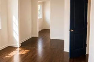 3226 Cloverhurst Dr, East Point, GA 30344 - Photo 5