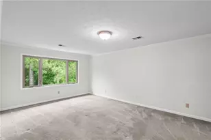 1090 Kelvington Way SW, Lilburn, GA 30047 - Photo 25