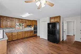 1090 Kelvington Way SW, Lilburn, GA 30047 - Photo 17