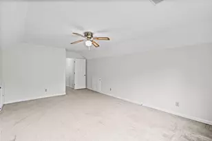 1090 Kelvington Way SW, Lilburn, GA 30047 - Photo 39
