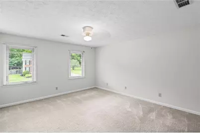 1090 Kelvington Way SW, Lilburn, GA 30047 - Photo 41