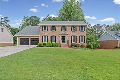 1090 Kelvington Way SW, Lilburn, GA 30047 - Photo 3