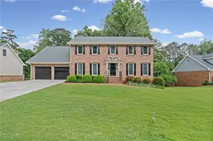 1090 Kelvington Way SW, Lilburn, GA 30047 - Photo 3