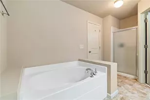 1100 N Village Dr, Decatur, GA 30032 - Photo 19