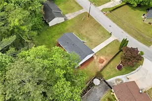 1808 Singer Way, Lithonia, GA 30058 - Photo 31