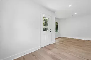 1808 Singer Way, Lithonia, GA 30058 - Photo 13
