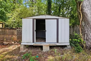 1808 Singer Way, Lithonia, GA 30058 - Photo 35