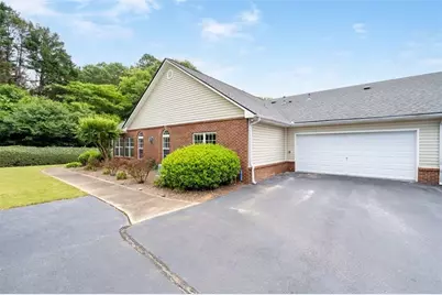 3732 Villa Springs Circle, Powder Springs, GA 30127 - Photo 3