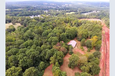 1661 Friendship Road, Hoschton, GA 30548 - Photo 21
