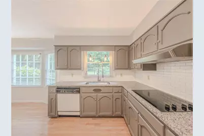 2764 Amberly Way, Snellville, GA 30078 - Photo 15