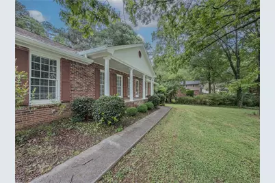 2764 Amberly Way, Snellville, GA 30078 - Photo 5