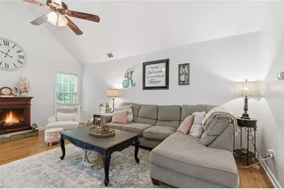 6023 Elm Ridge Court, Gainesville, GA 30507 - Photo 9