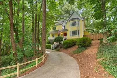 11690 Highland Colony Drive, Roswell, GA 30075 - Photo 3