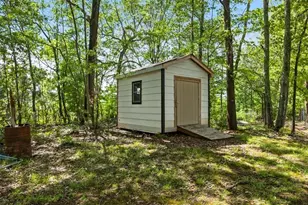 5627 Pinewood Dr, Flowery Branch, GA 30542 - Photo 47