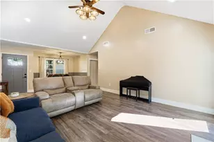4069 Manor Hill Pl, Buford, GA 30519 - Photo 9