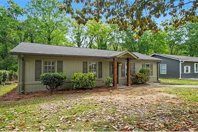 793 Ayrshire Circle NW, Atlanta, GA 30318 - Photo 3