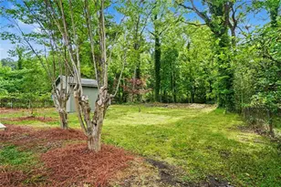 793 Ayrshire Cir NW, Atlanta, GA 30318 - Photo 21