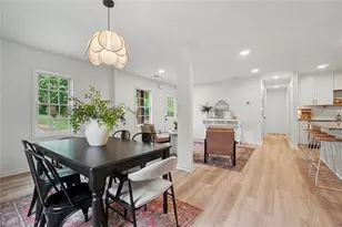 793 Ayrshire Cir NW, Atlanta, GA 30318 - Photo 7