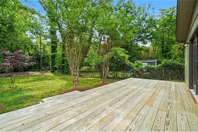 793 Ayrshire Circle NW, Atlanta, GA 30318 - Photo 19