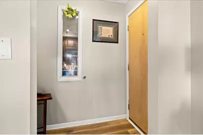 6851 Roswell Road #M5, Sandy Springs, GA 30328 - Photo 3