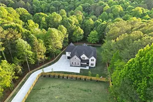 3461 Callie Still, Dacula, GA 30045 - Photo 3