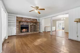 1840 Spalding Dr, Sandy Springs, GA 30350 - Photo 3