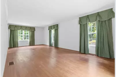 1840 Spalding Drive, Sandy Springs, GA 30350 - Photo 5