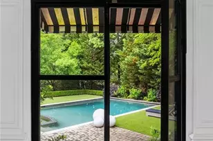 755 Heards Ferry Rd, Atlanta, GA 30328 - Photo 47