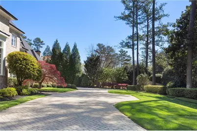 755 Heards Ferry Road, Atlanta, GA 30328 - Photo 5