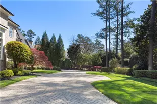 755 Heards Ferry Rd, Atlanta, GA 30328 - Photo 5