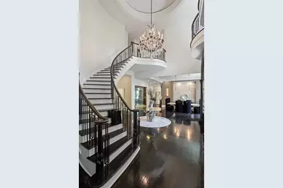 755 Heards Ferry Road, Atlanta, GA 30328 - Photo 13