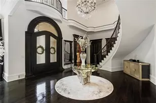 755 Heards Ferry Rd, Atlanta, GA 30328 - Photo 21