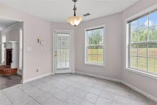 3854 Wheaton Ct, Snellville, GA 30039 - Photo 11