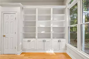 3054 Montclair Cir SE, Smyrna, GA 30080 - Photo 9