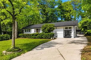 1988 Brewer Blvd SW, Atlanta, GA 30310 - Photo 1