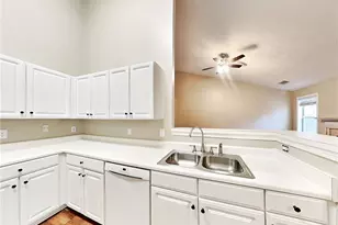 2490 Insdale Trce NW, Acworth, GA 30101 - Photo 5