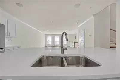 860 Stonehill Lane, Atlanta, GA 30324 - Photo 13