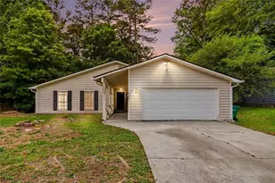 8895 Wesley Pl, Jonesboro, GA 30238 - Photo 1