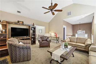 945 Club Chase Ct, Roswell, GA 30076 - Photo 5