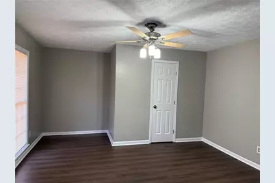 818 Bradford Court, Lilburn, GA 30047 - Photo 15