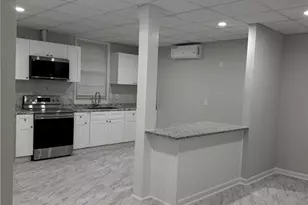 818 Bradford Ct, Lilburn, GA 30047 - Photo 3